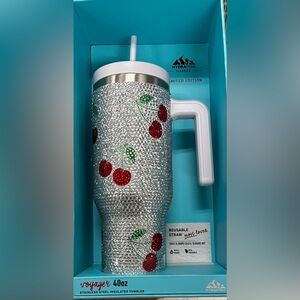 NIB HYDRAPEAK Classics Limited Edition Cherries Most Loved Viral Voyager Tumbler